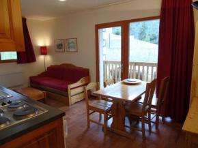 Charmant 2 pièces à Valfréjus, balcon ouest, proche télésièges et commerces, idéal 4 personnes - FR-1-561-6